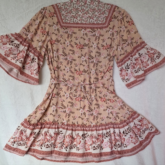 Romantic Floral Boho V-neck Babydoll Dress Bell Sleeves Tassels Flared Size L. - Picture 4 of 7